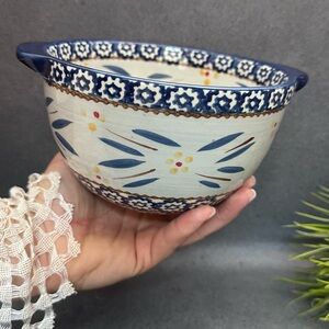 Temp-Tations Blue and Cream Ceramic Bowl